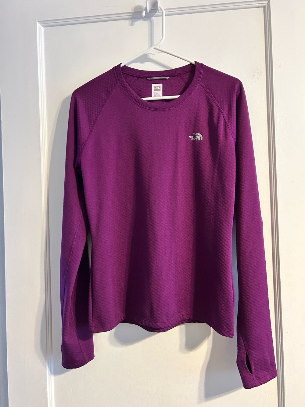 The North Face Women's Long Sleeve Crew - Plum Purple